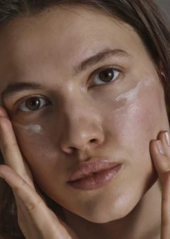 KORRES Wild Rose Night-Brightening Sleeping Facial